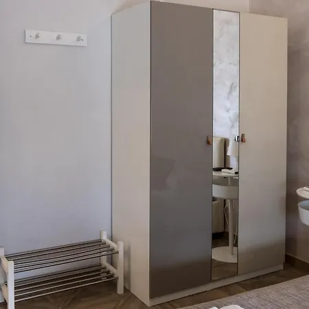 Domus Monasteire Bed and breakfast Pagani