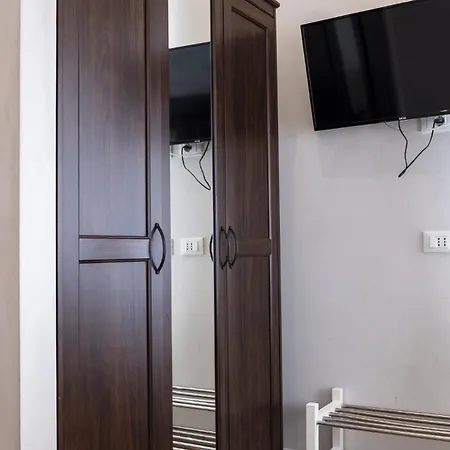 Domus Monasteire Bed and breakfast 4*