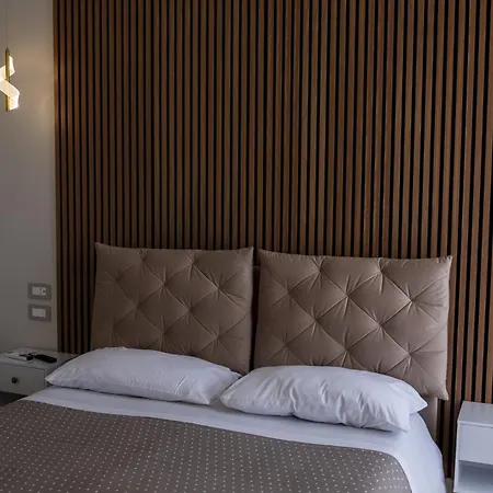 Domus Monasteire Bed and breakfast 4*