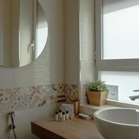 Domus Monasteire B&B 파가니