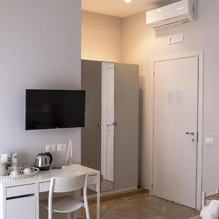 B&B Domus Monasteire 파가니