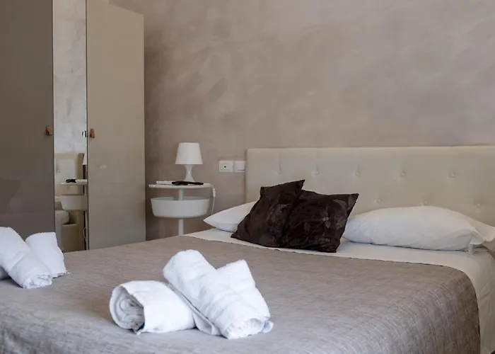 Domus Monasteire Bed & Breakfast 4*