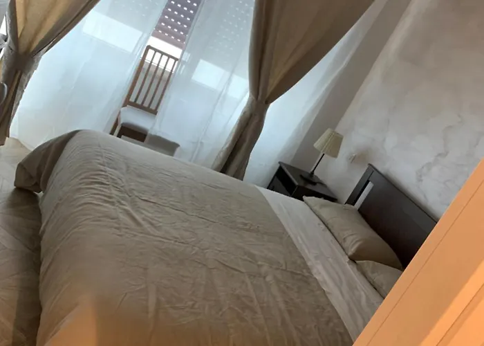 Domus Monasteire Bed & Breakfast Pagani
